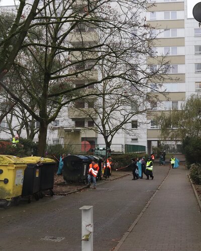 Die Klassen 3 und 5 unserer Immanuel-Grundschule haben im Quartier fleißig Müll gesammelt und damit ein tolles Zeichen...